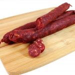 Un cake chorizo chèvre facile et moelleux pour toutes les occasions
